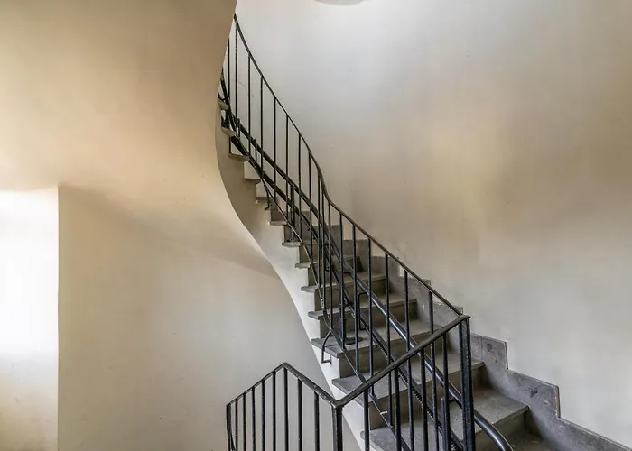 Trastevere Outstanding 4 Bedroom Terraced