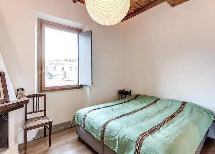 Trastevere Outstanding 4 Bedroom Terraced Apartamento *