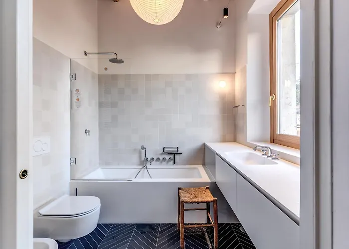 Apartamento Trastevere Outstanding 4 Bedroom Terraced Roma