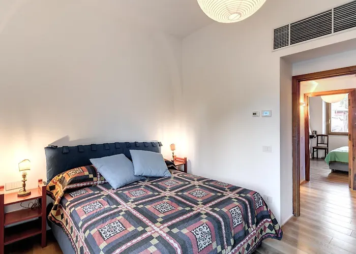 Trastevere Outstanding 4 Bedroom Terraced Roma