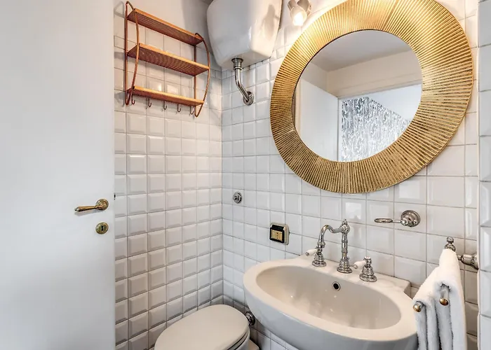 Trastevere Outstanding 4 Bedroom Terraced Roma