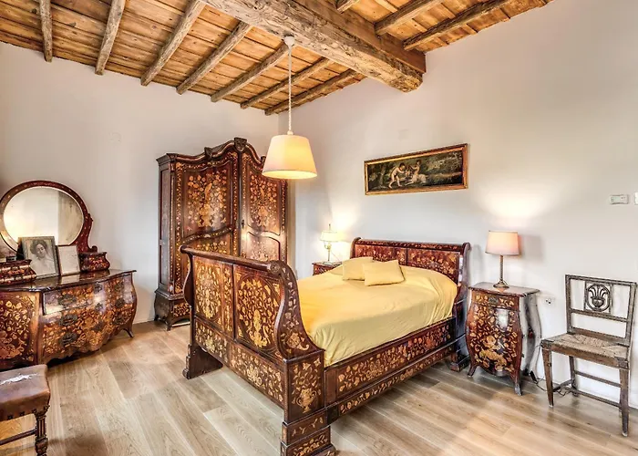 Trastevere Outstanding 4 Bedroom Terraced Apartamento *