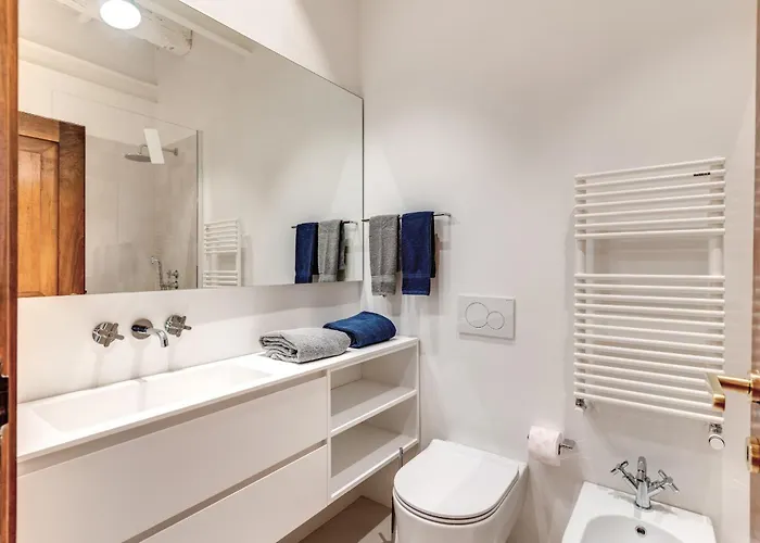 Trastevere Outstanding 4 Bedroom Terraced