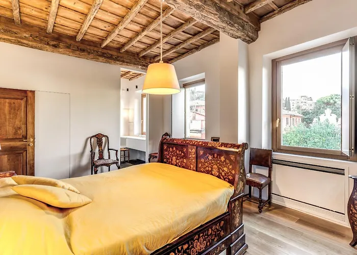 Trastevere Outstanding 4 Bedroom Terraced Apartamento *