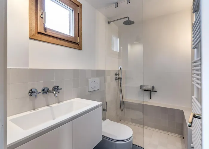 Trastevere Outstanding 4 Bedroom Terraced